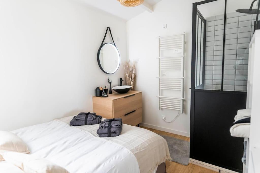 Maison Chaleureuse A 5 Mins Des Remparts Holiday home Aigues-Mortes